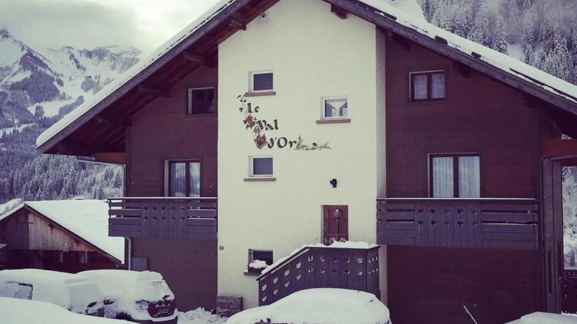 Chalet Spacieux A Chatel, 6 Chambres, 4 Salles De Bain, Pres Des Remontees Mecaniques, Wifi, Parking - Fr-1-676-3