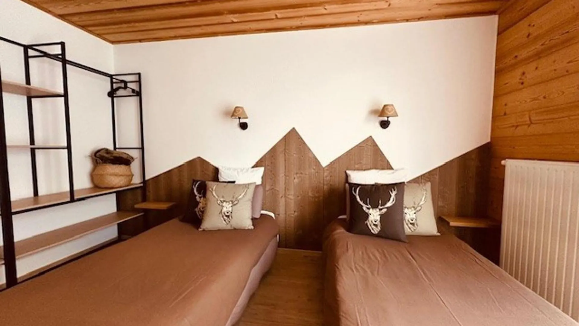 Chalet Spacieux A Chatel, 6 Chambres, 4 Salles De Bain, Pres Des Remontees Mecaniques, Wifi, Parking - Fr-1-676-3