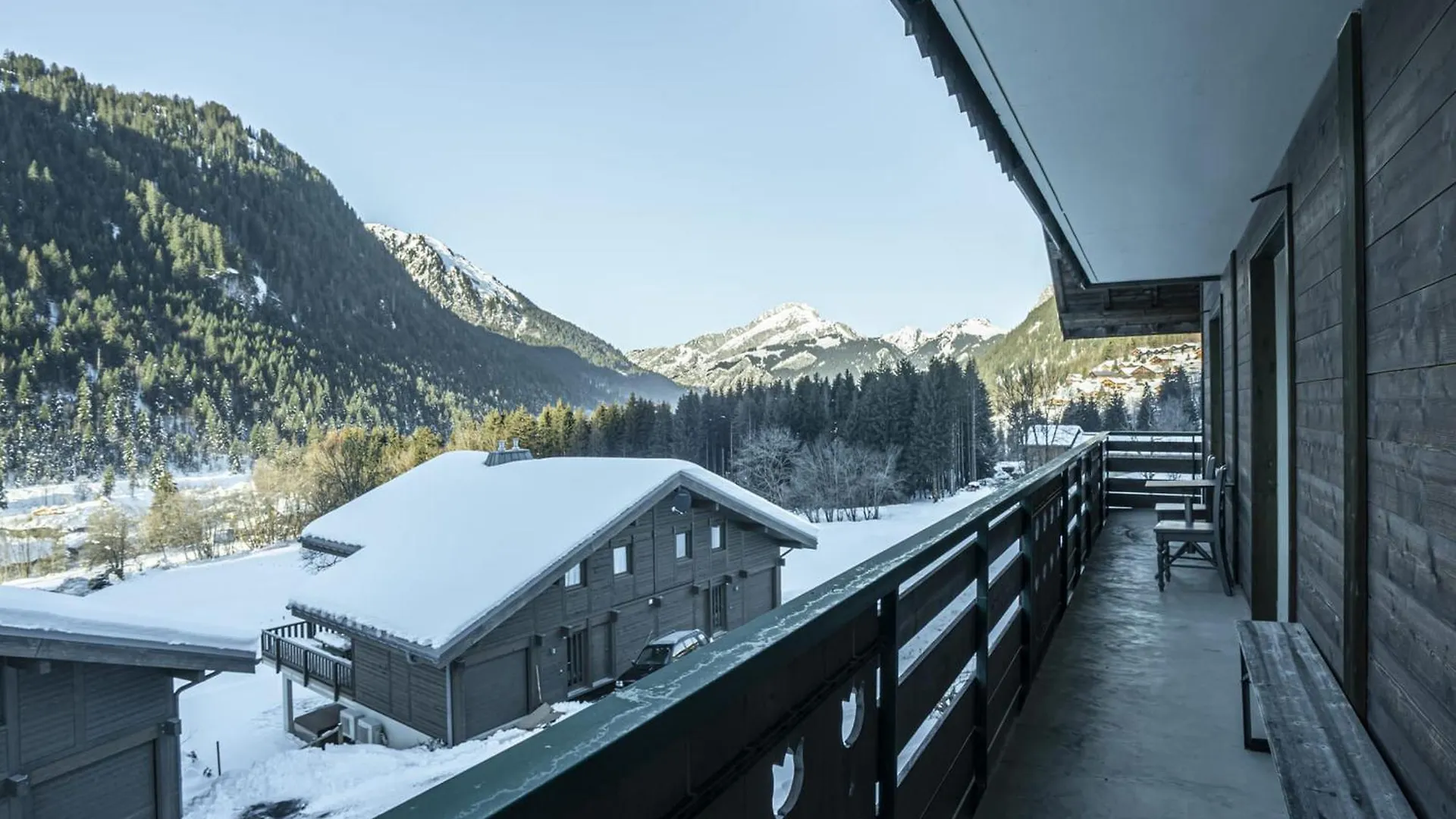 Chalet Spacieux A Chatel, 6 Chambres, 4 Salles De Bain, Pres Des Remontees Mecaniques, Wifi, Parking - Fr-1-676-3